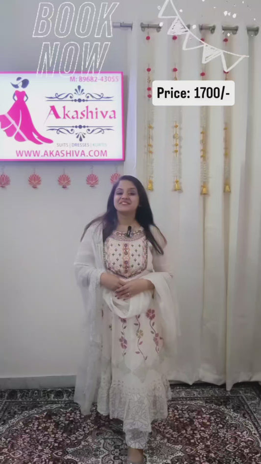 πͺ Elegant Cream Embroidered 3-Piece Set